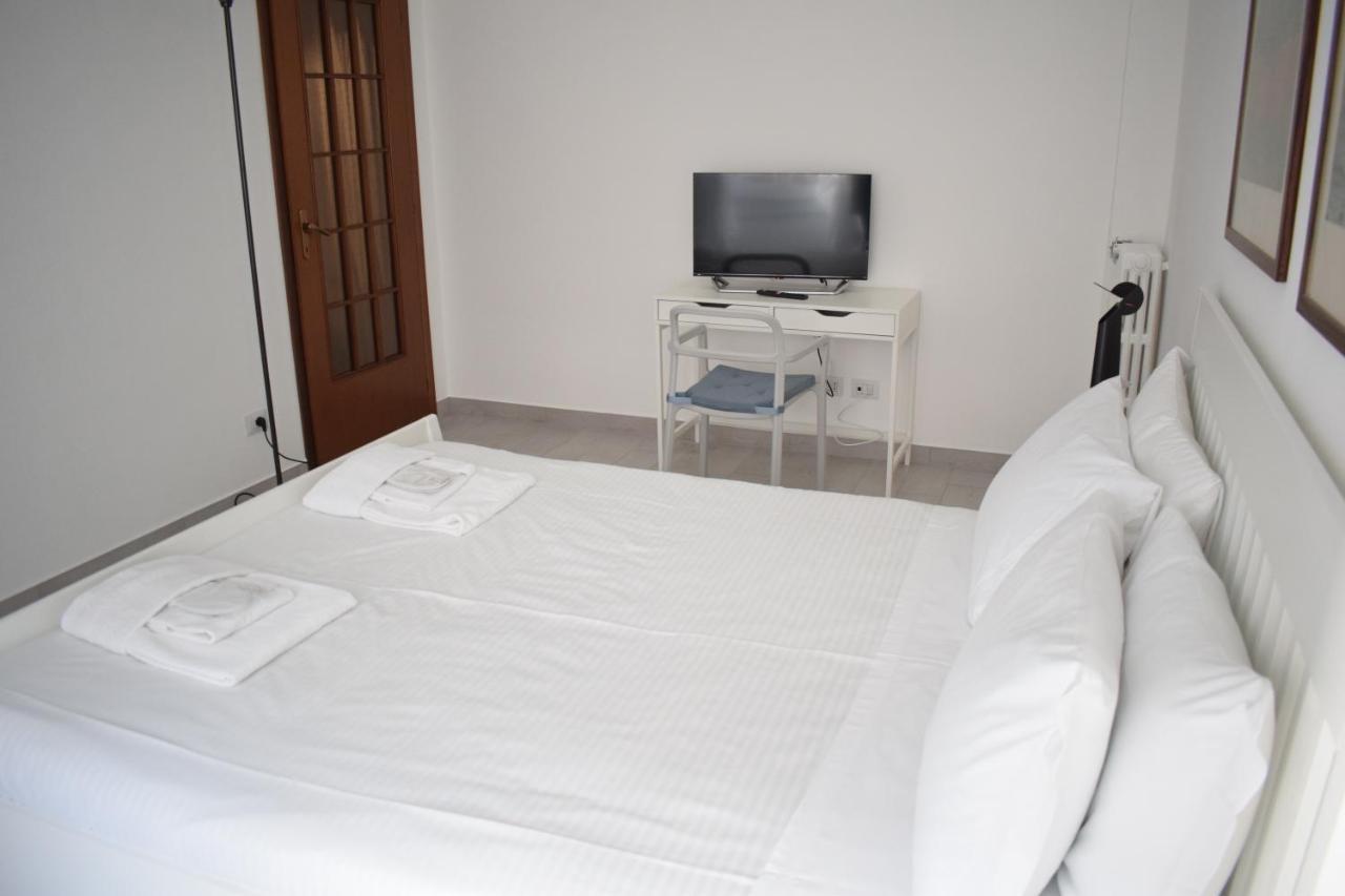 L'Arche Comfort&Relax - Gambara Square Di Via Palma Мілан Екстер'єр фото